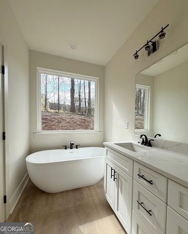 2013 Deer Crossing, Rocky Face, GA 30740