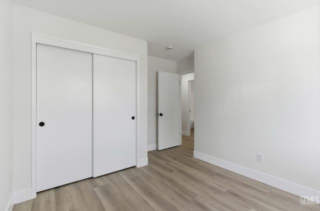 10117 Thistledown Lane, Bakersfield, CA 93312