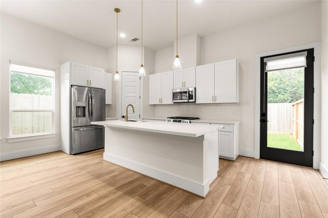 7117 Goforth Street, Houston, TX 77021