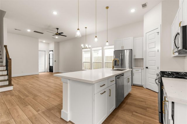 7117 Goforth Street, Houston, TX 77021