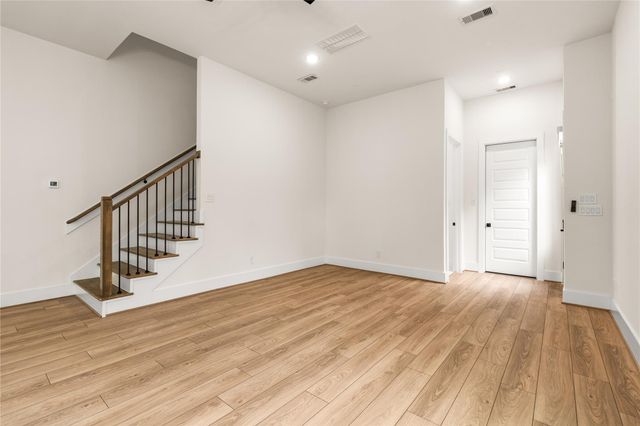 7117 Goforth Street, Houston, TX 77021