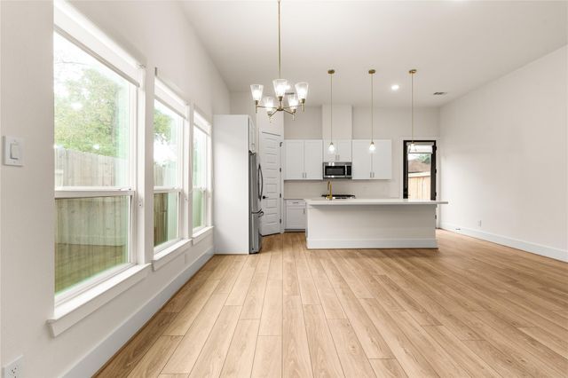 7117 Goforth Street, Houston, TX 77021