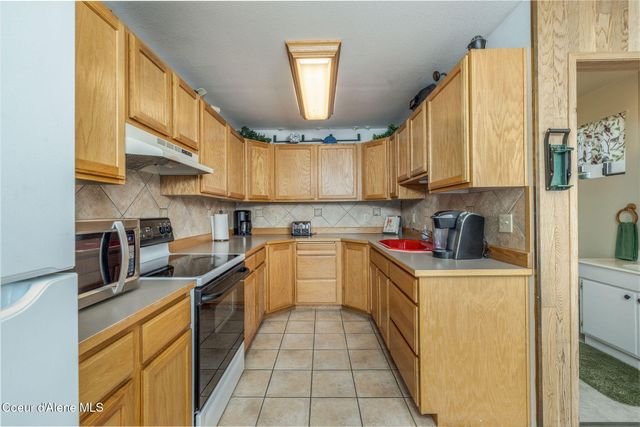3671 E Bridgeview DR, Harrison, ID 83833