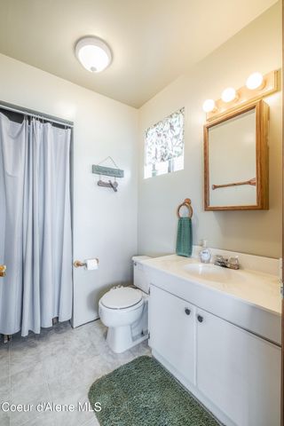3671 E Bridgeview DR, Harrison, ID 83833