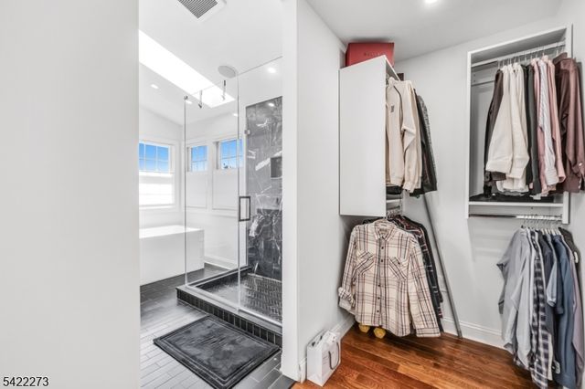 10 Skyview Dr, North Haledon Boro, NJ 07508