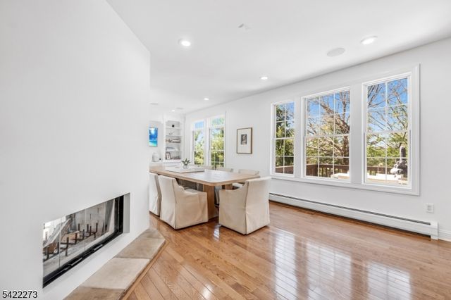 10 Skyview Dr, North Haledon Boro, NJ 07508