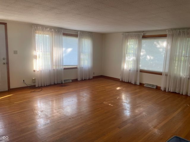 983 S County Road 625 E, Avon, IN 46123