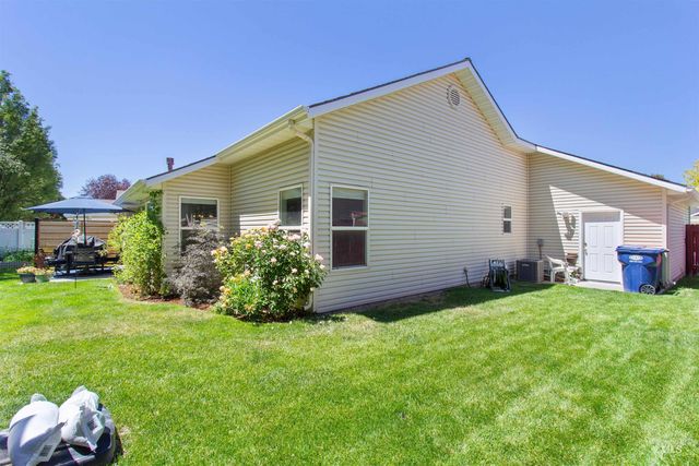 469 Shadetree Trail, Twin Falls, ID 83301