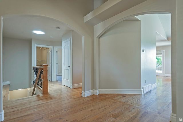 1376 W JORDAN HILLS DR, South Jordan, UT 84095