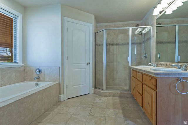 1376 W JORDAN HILLS DR, South Jordan, UT 84095