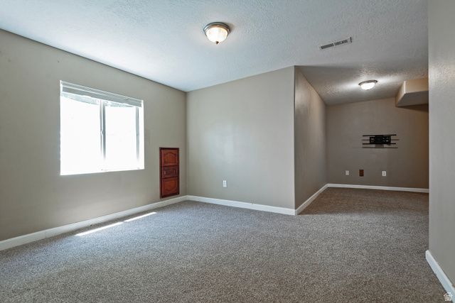 1376 W JORDAN HILLS DR, South Jordan, UT 84095