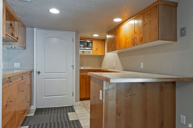 1376 W JORDAN HILLS DR, South Jordan, UT 84095
