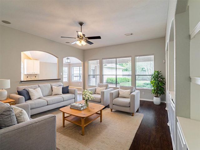 1938 Canyon Crest Drive, Sugar Land, TX 77479