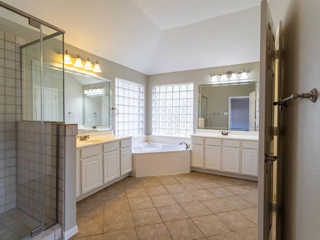 1938 Canyon Crest Drive, Sugar Land, TX 77479