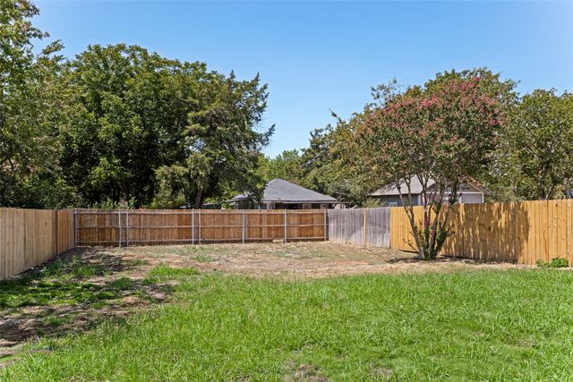 419 N Crawford Street, Denton, TX 76209