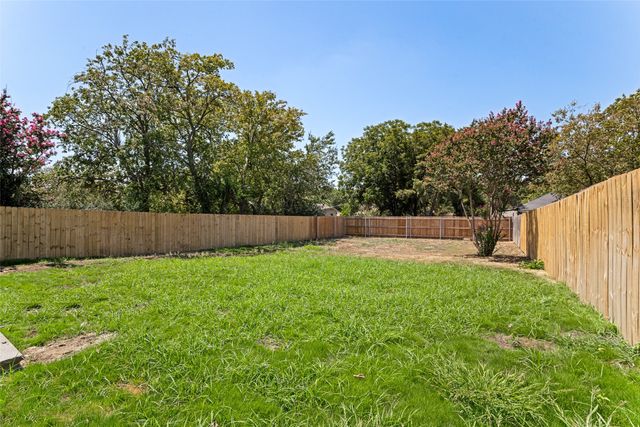 419 N Crawford Street, Denton, TX 76209