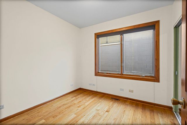 1031 N Marshfield Avenue 3, Chicago, IL 60622