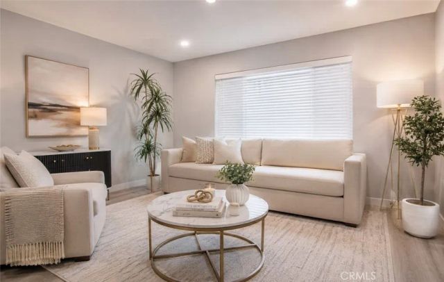11167 MCGEE RIVER CIR, Fountain Valley, CA 92708