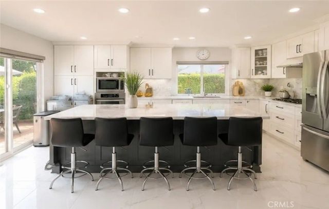 11167 MCGEE RIVER CIR, Fountain Valley, CA 92708