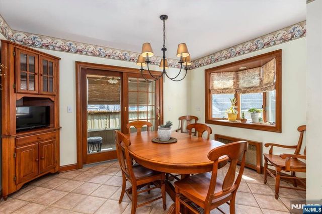 618 3rd Avenue, Lyndhurst, NJ 07071