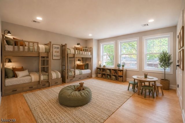 15 Edison St, Clifton City, NJ 07013