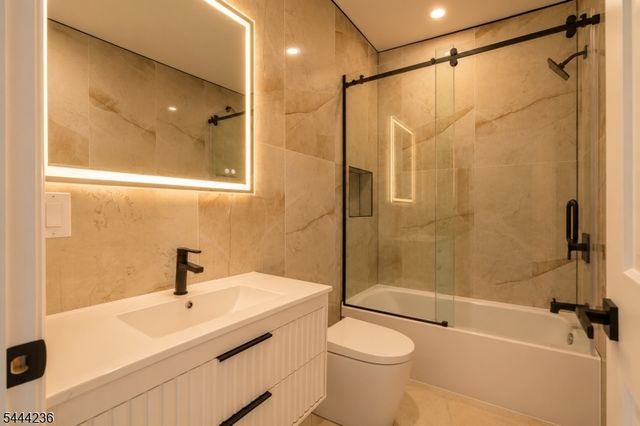 15 Edison St, Clifton City, NJ 07013