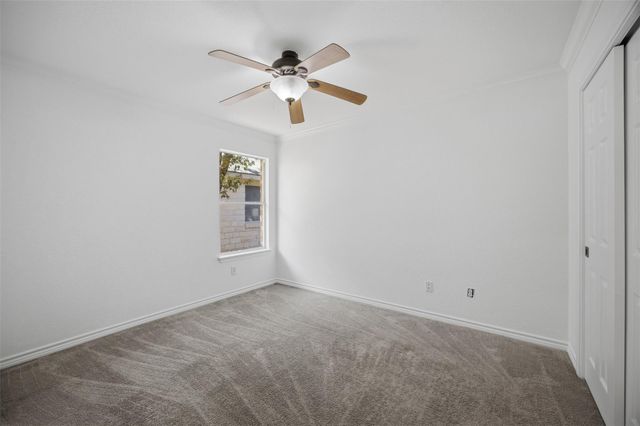 204 Newport Landing PL, Round Rock, TX 78665