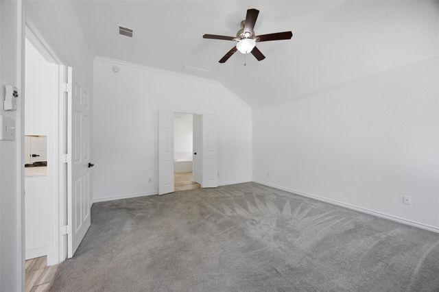 204 Newport Landing PL, Round Rock, TX 78665