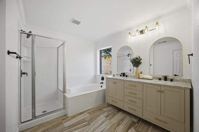 204 Newport Landing PL, Round Rock, TX 78665