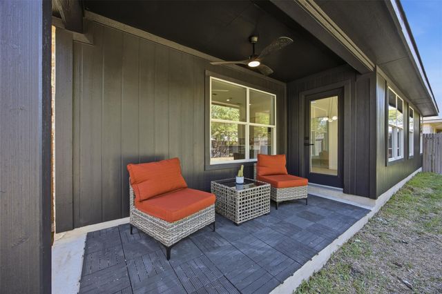 204 Newport Landing PL, Round Rock, TX 78665