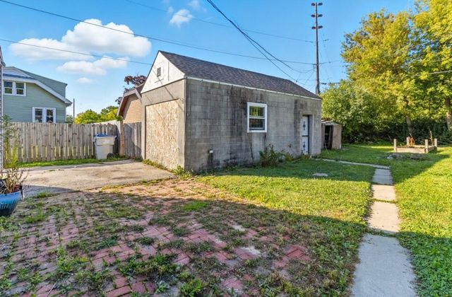 4228 W Newton PLACE, Milwaukee, WI 53209