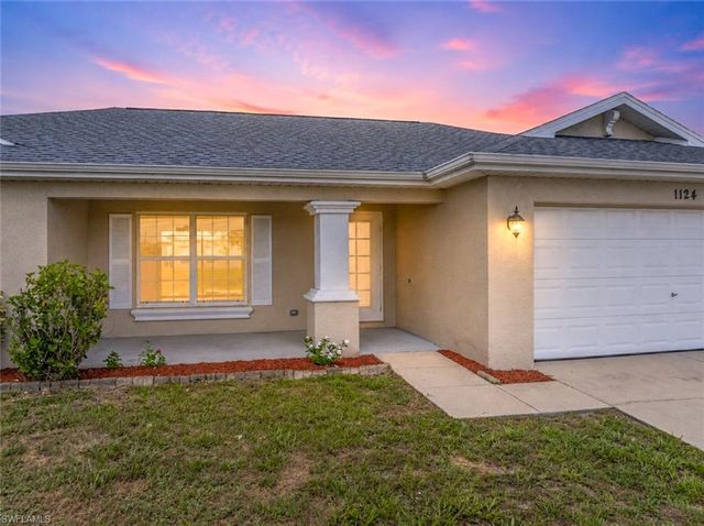 1124 Diplomat PKWY W, Cape Coral, FL 33993