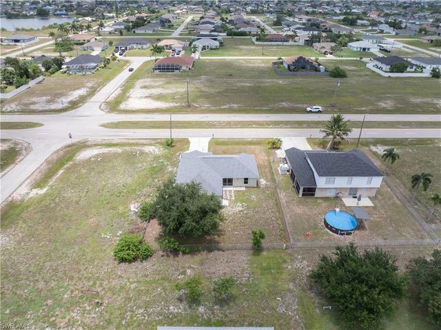 1124 Diplomat PKWY W, Cape Coral, FL 33993