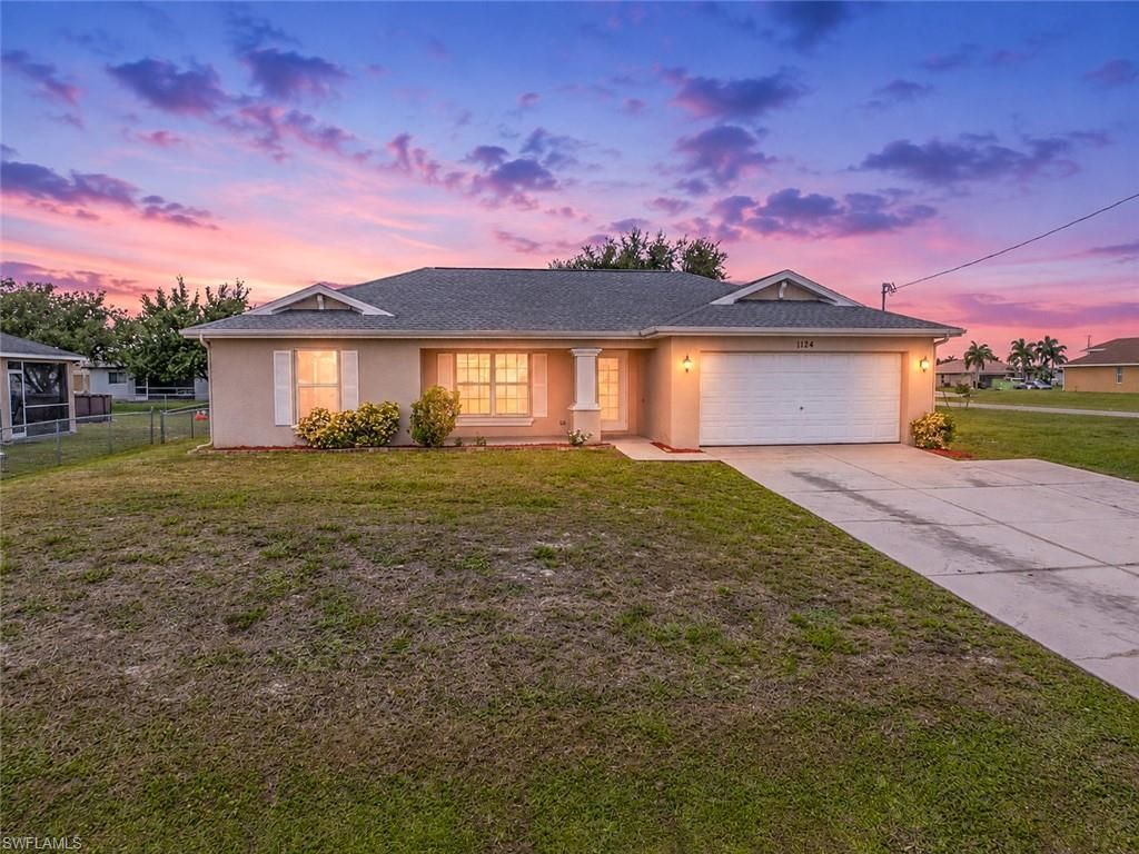 1124 Diplomat PKWY W, Cape Coral, FL 33993