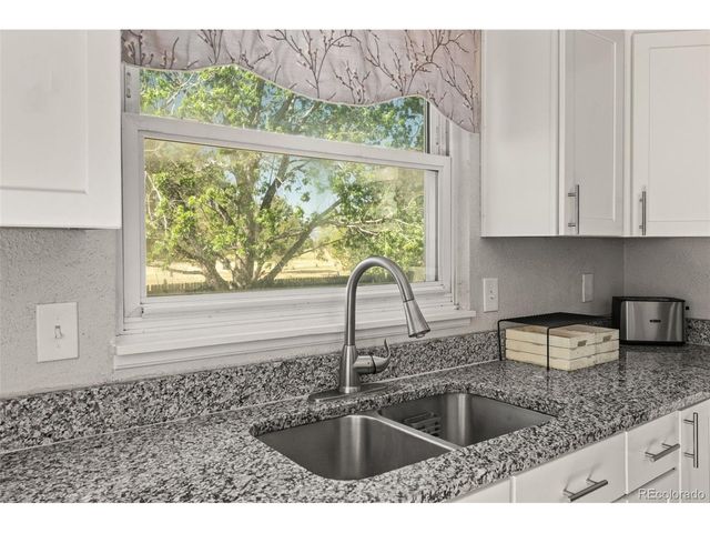 19570 E Batavia Dr, Aurora, CO 80011