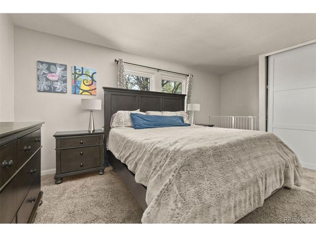19570 E Batavia Dr, Aurora, CO 80011