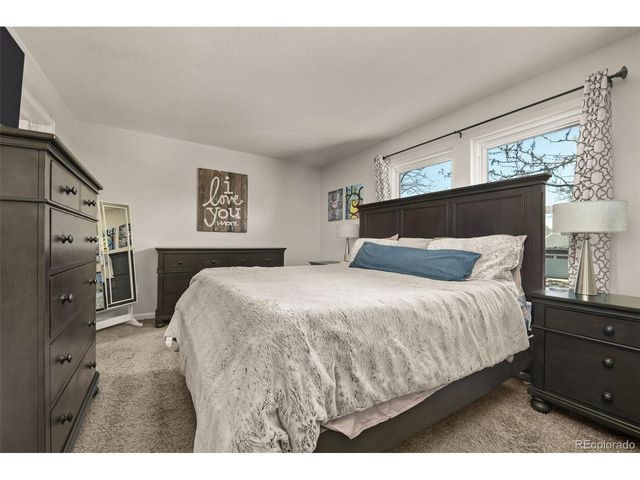 19570 E Batavia Dr, Aurora, CO 80011