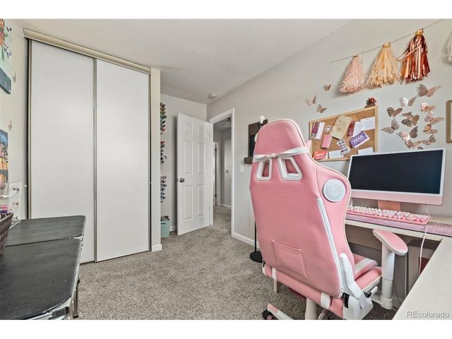 19570 E Batavia Dr, Aurora, CO 80011