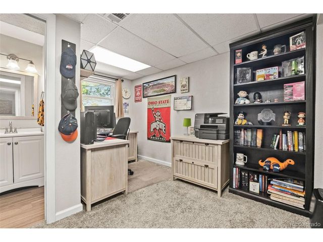 19570 E Batavia Dr, Aurora, CO 80011