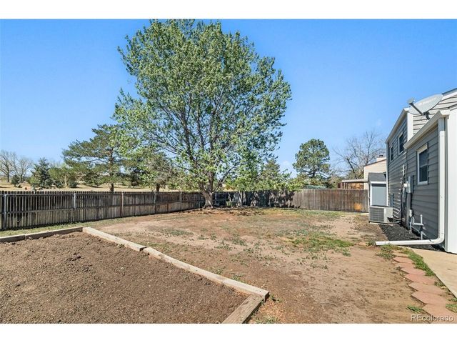 19570 E Batavia Dr, Aurora, CO 80011