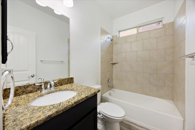 213 Mount Olive Avenue, Mckinney, TX 75072