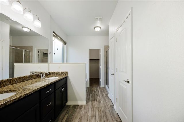 213 Mount Olive Avenue, Mckinney, TX 75072