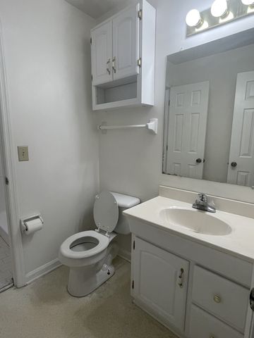421 S Timber Dr, Nashville, TN 37214
