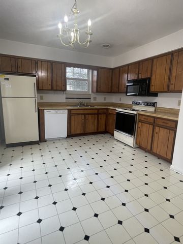 421 S Timber Dr, Nashville, TN 37214