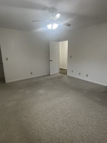 421 S Timber Dr, Nashville, TN 37214