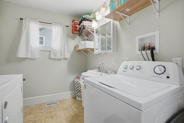 2428 13th Avenue, Rock Island, IL 61201
