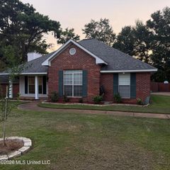 306 Farmers Cove, Gluckstadt, MS 39110