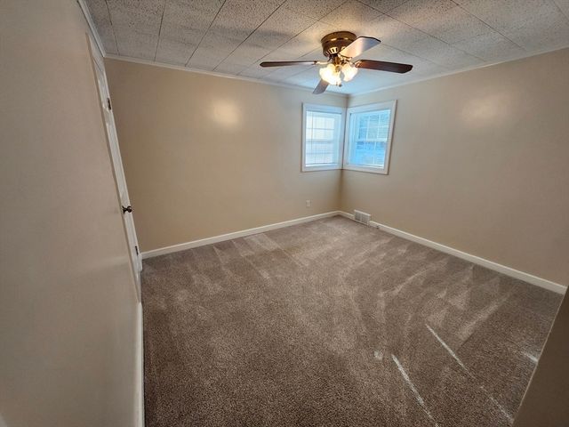 16 Hough Rd, Sutton, MA 01590