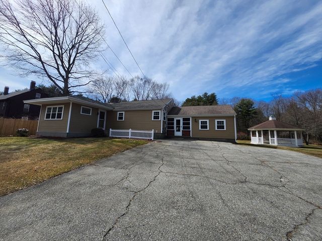 16 Hough Rd, Sutton, MA 01590