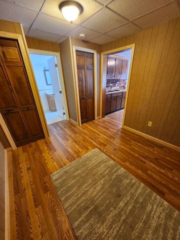 16 Hough Rd, Sutton, MA 01590